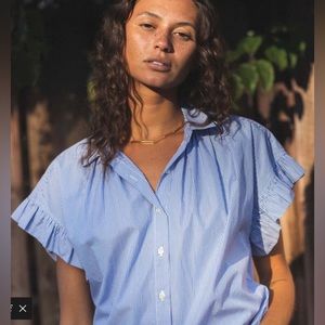 TROVATA Birds of Paradis blouse.